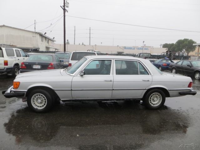 1980 Mercedes-Benz 400-Series - photo 2