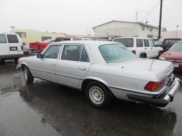 1980 Mercedes-Benz 400-Series - photo 3