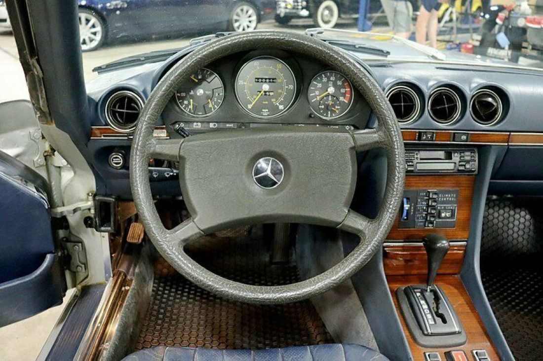 1980 Mercedes-Benz SL-Class - photo 12