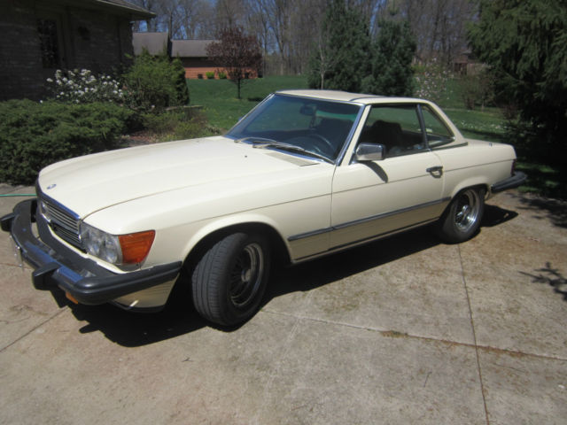 1980 Mercedes-Benz 450SL V8 Comvertible Yellow with Hard Top and Soft Top 1980 Mercedes-Benz SL-Class 450SL
