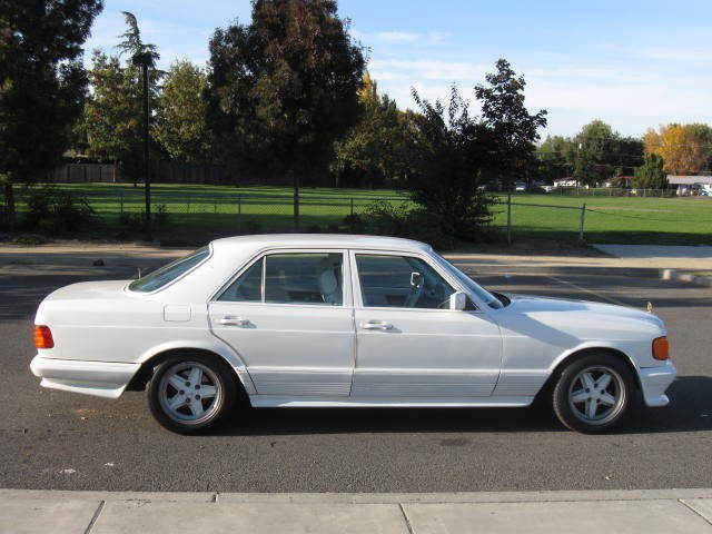 1980 Mercedes-Benz 300-Series AMG grey market import performance package - photo 11