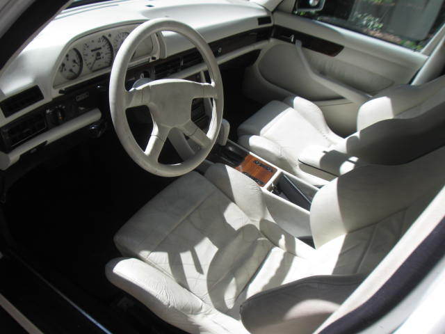1980 Mercedes-Benz 300-Series AMG grey market import performance package - photo 2