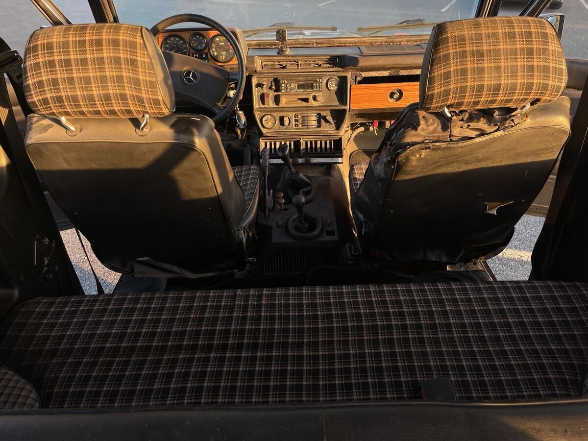 1980 Mercedes-Benz G-Class 300GD - photo 11