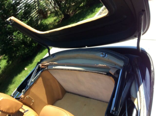 1980 Mercedes-Benz SL-Class 450SL convertible with removable hardtop - photo 11
