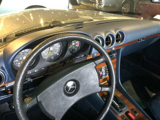 1980 Mercedes-Benz SL-Class Convertible - photo 12