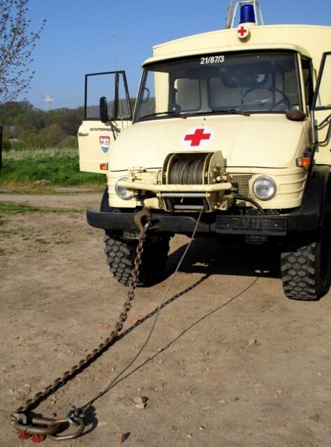1980 Mercedes-Benz UNIMOG 4x4 DIESEL 5.7L EMERGENCY EXPEDITION Vehicle - photo 8