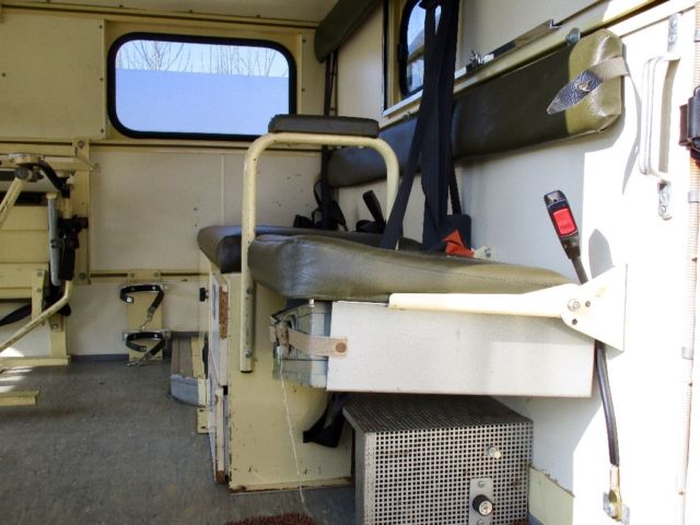 1980 Mercedes-Benz UNIMOG 4x4 DIESEL 5.7L EMERGENCY EXPEDITION Vehicle - photo 9