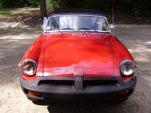 1980 MG MGB convertible - photo 2