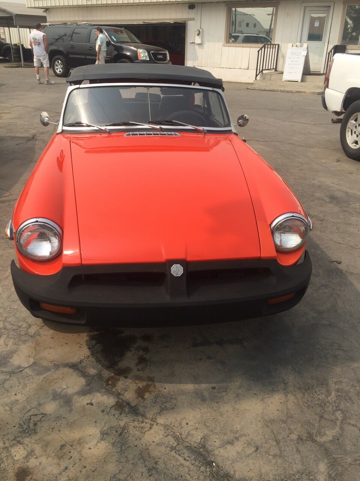 1980 MG B Convertible Orange RWD Manual 1980 MG B