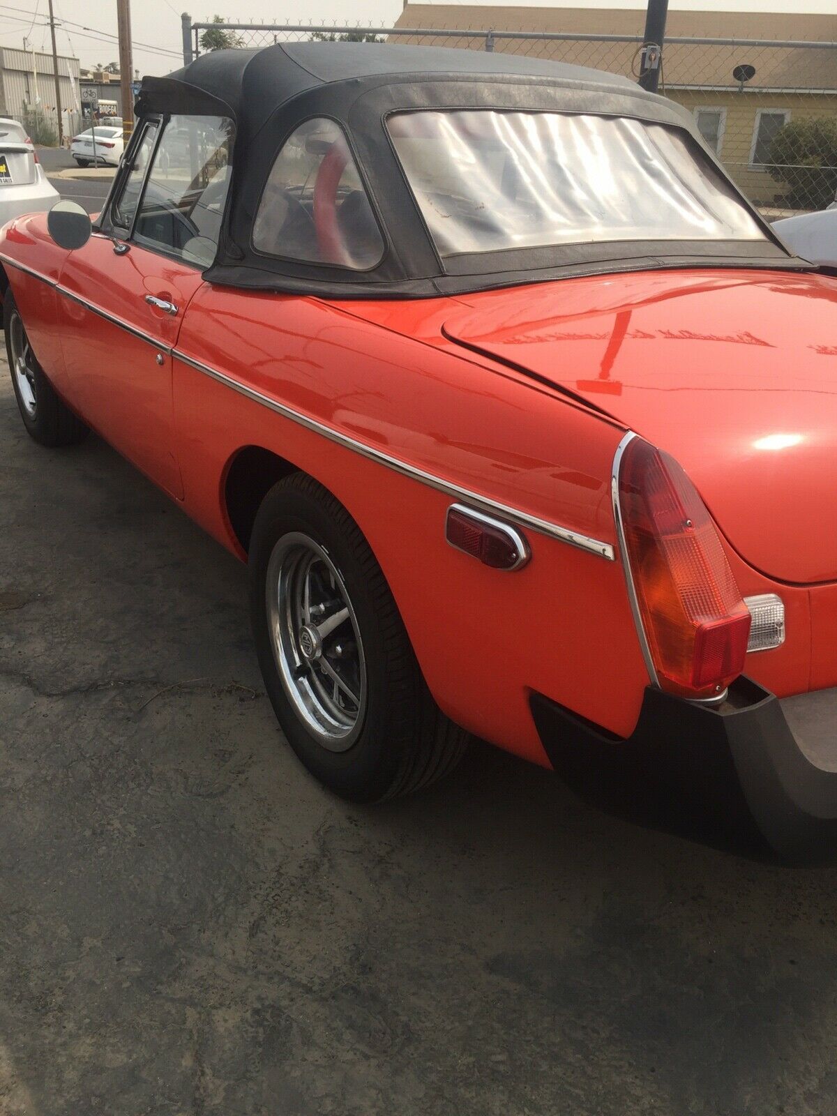 1980 MG B - photo 6