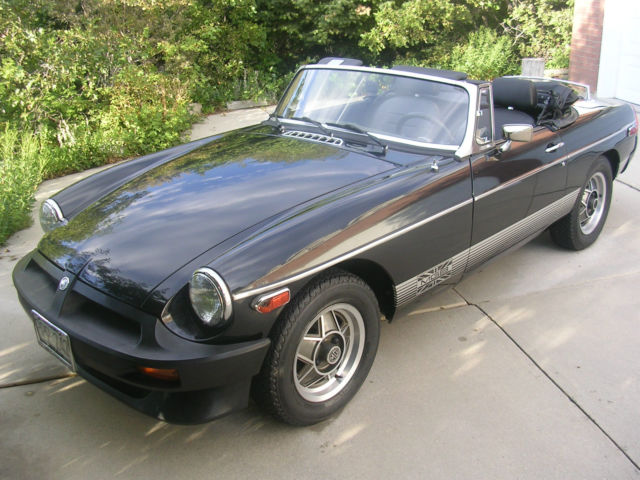 1980 MG MGB British Convertible Sports Car 1980 MG MGB