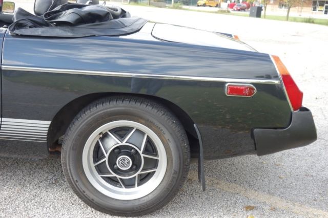 1980 MG MGB -LIMITED- DARK CHARCOAL CONVERTIBLE - SEE VIDEO - photo 13