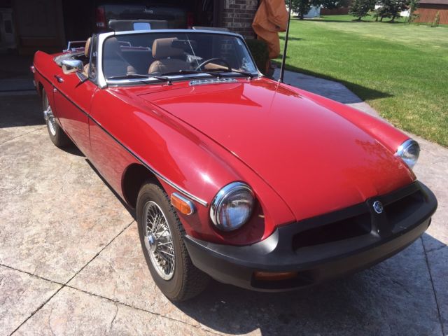 1980 MG MGB Red 74,530 Less then 4,000 on rebulit 1980 MG MGB