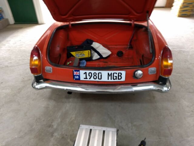 1980 MG MGB Touring - photo 4