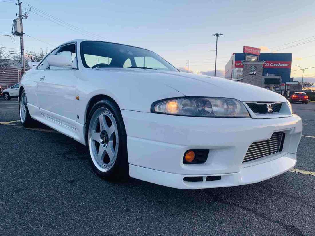 1980 Nissan Skyline 2000 GTR Skyline R33 GTR - photo 2