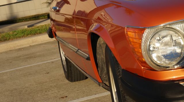 1980 Mercedes-Benz SL-Class parchment leather/and vinyl - photo 2