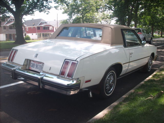 1980 Oldsmobile Cutlass Salon - photo 13