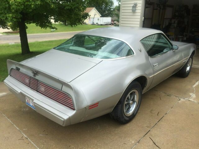 1980 Pontiac Firebird Esprit - photo 3