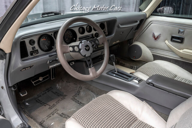 1980 Pontiac Firebird Turbo Trans-Am Pace Car - photo 13
