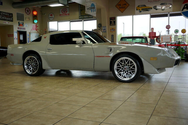 1980 Pontiac Trans Am HardTop with Shaker - photo 10