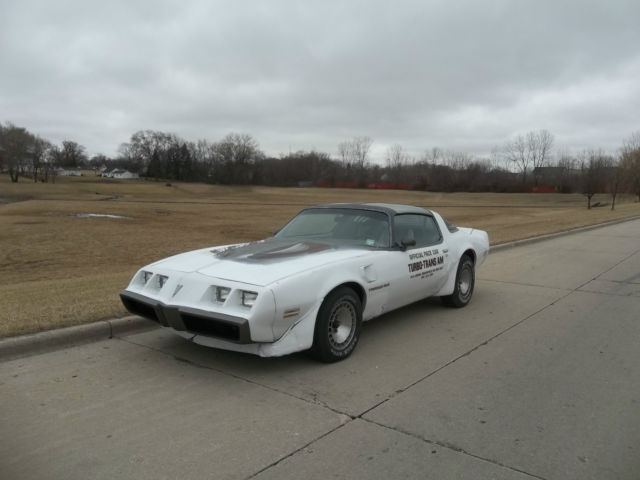 1980 Pontiac Trans Am Official Pace Car with T-Tops - photo 2