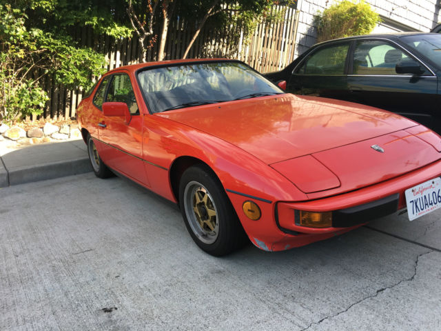 1980 Porsche 924 Base Coupe 2-Door - photo 2
