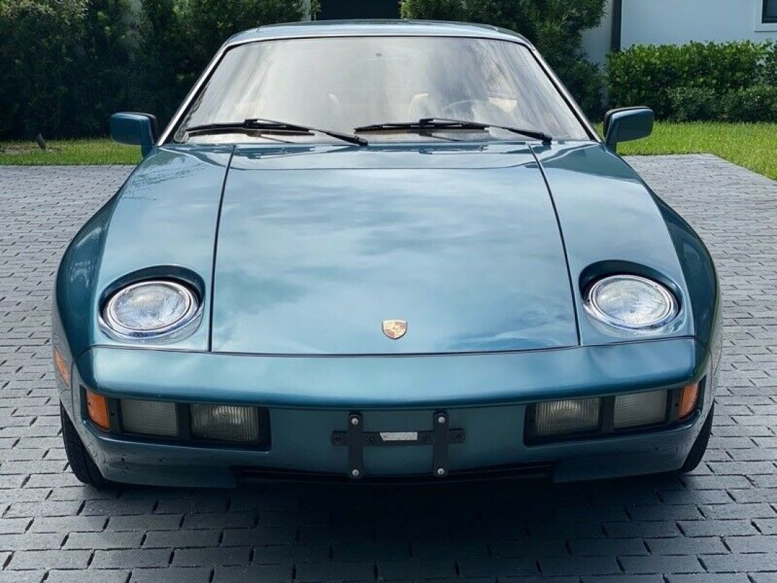 1980 Porsche 928 2dr Coupe - photo 2