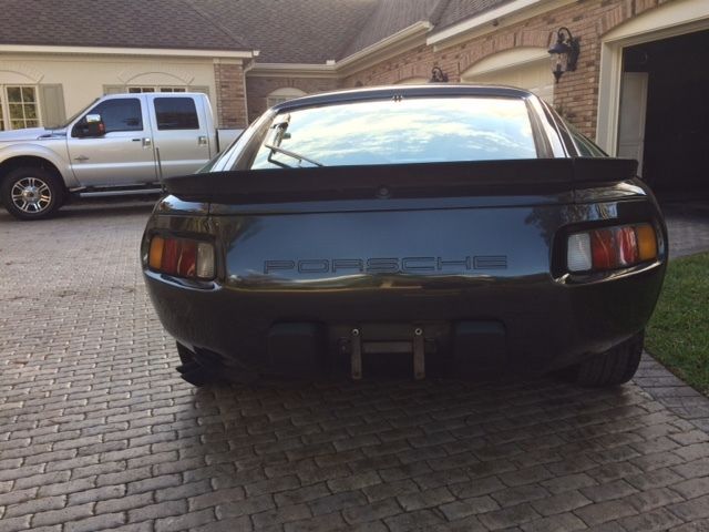1980 Porsche 928 2 Door 5 Speed Manual - photo 11
