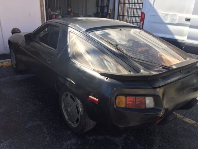 1980 Porsche 928 early year manual Porsche 928