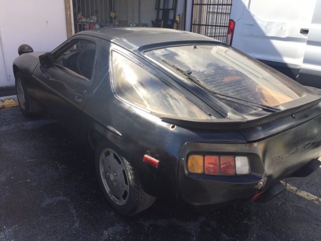 Porsche 928 - photo 7
