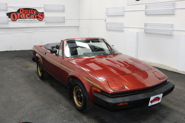1980 Red 2 Liter Inline 4 5 speed man Body Inter Good! 1980 Triumph TR7 2 Liter Inline 4 5 speed man Body Inter Good