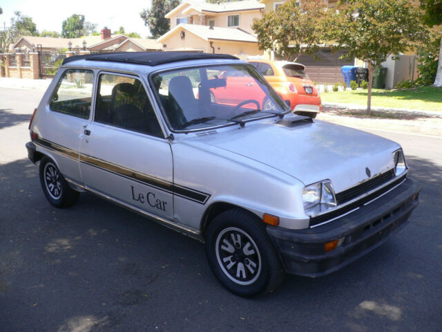 1980 Renault LeCar - photo 2
