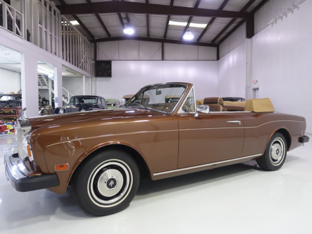 1980 Rolls-Royce Corniche Convertible | Well preserved original interior 1980 Rolls-Royce Corniche Convertible
