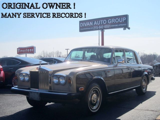 1980 ROLLS ROYCE SILVER SHADOW ORIGINAL OWNER SERVICE RECORDS 1980 Rolls-Royce Silver Shadow