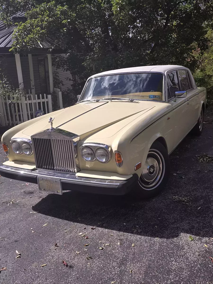 1980 Rolls-Royce Wraith Yellow 1980 Rolls-Royce Wraith