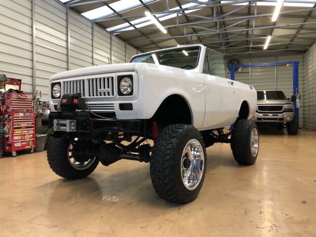 1980 Scout II Pro Touring Frame Off Restoration 350 Motor 350 trans with A/C 1980 International Harvester Scout