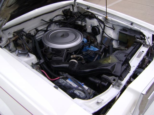 1980 Ford Thunderbird Burgundy - photo 8