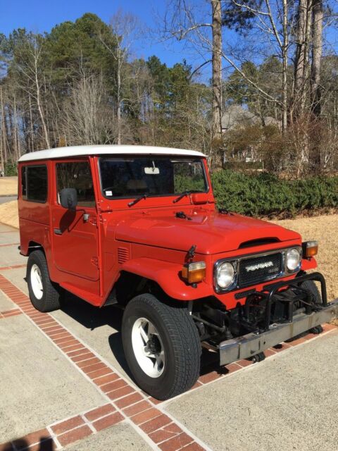 1980 Toyota Land Cruiser Red - photo 5