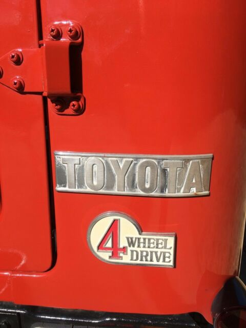 1980 Toyota Land Cruiser Red - photo 6