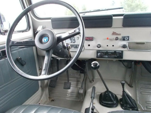 1980 Toyota Land Cruiser BJ40 - photo 13
