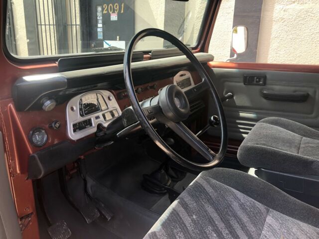 1980 Toyota Land Cruiser FJ40 - photo 3