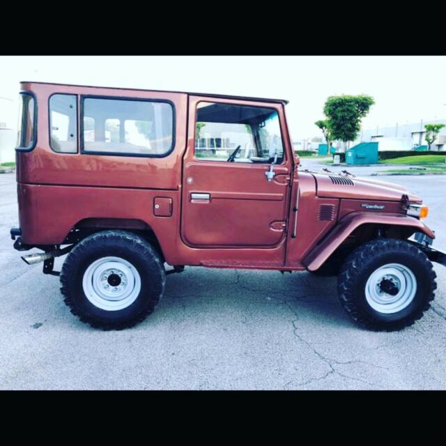 1980 Toyota Land Cruiser FJ40 - photo 7