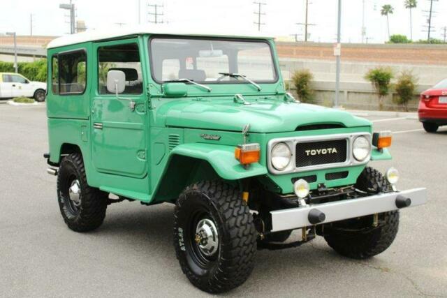 1980 Toyota J40 FULLY RESTORED POWER STEERING & DISC BRAKES - photo 2