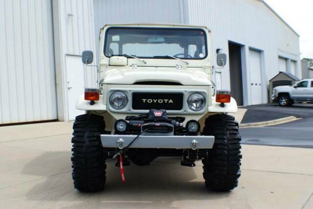 1980 Toyota Land Cruiser FJ40 LAND CRUISER 2F 4.2L I6 130HP 4-SPEED - photo 12