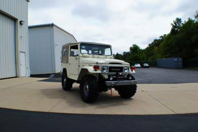 1980 Toyota Land Cruiser FJ40 LAND CRUISER 2F 4.2L I6 130HP 4-SPEED - photo 13