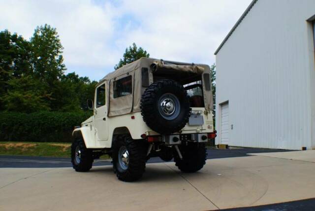 1980 Toyota Land Cruiser FJ40 LAND CRUISER 2F 4.2L I6 130HP 4-SPEED - photo 7