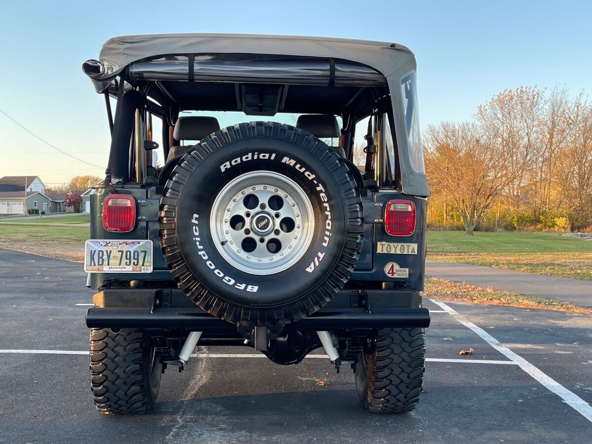 1980 Toyota Land Cruiser SWB soft top - photo 3