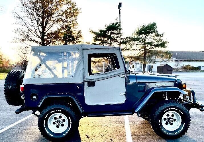 1980 Toyota Land Cruiser SWB soft top - photo 4