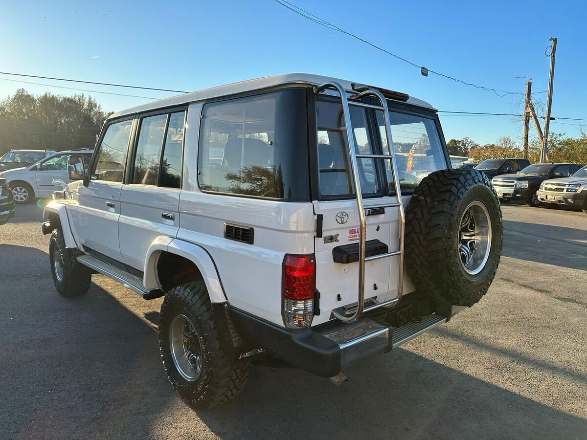 1980 Toyota Land Cruiser - photo 2