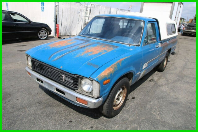 1980 Toyota Pickup SR5 5-Speed Manual 4 Cylinder NO RESERVE 1980 Toyota 2WD Trucks